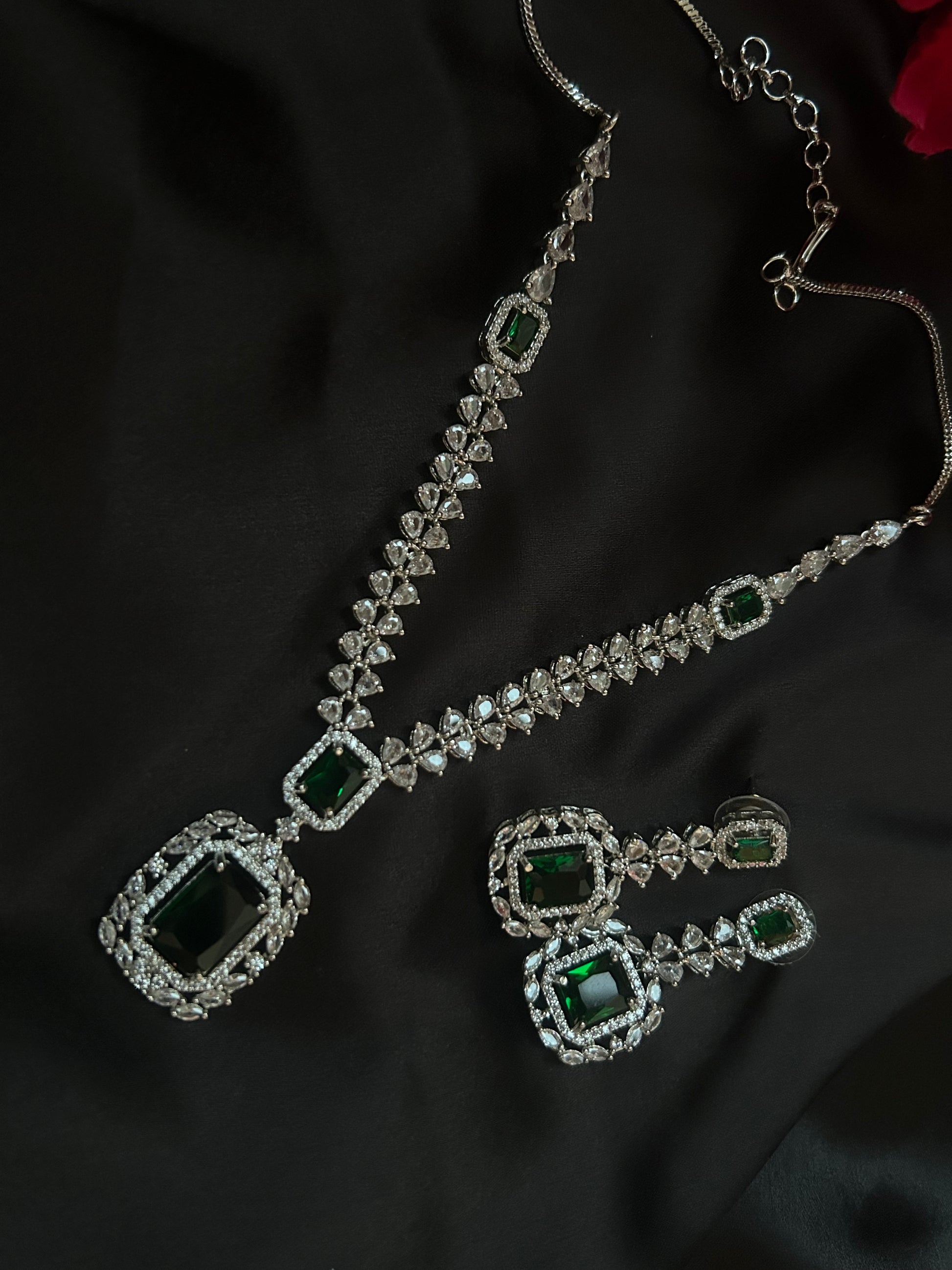 Layla Emerald necklace – House Of Luxe by samaira